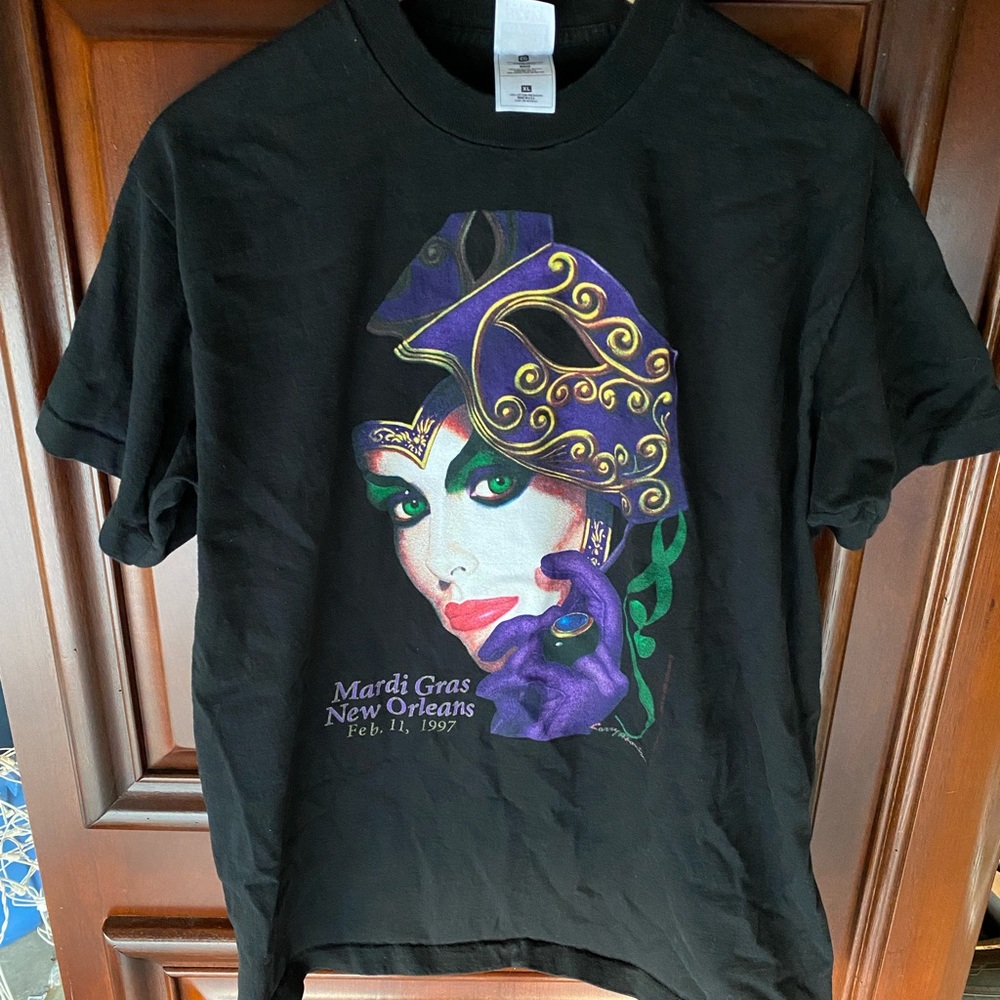 Vintage New Orleans Mardi Gras 1997 graphic single stitched tee made in U.S.A.